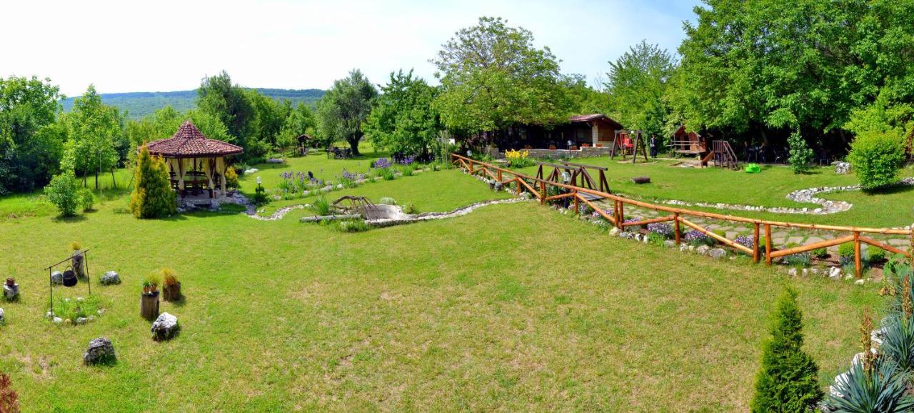 גורנה אוריאחוביצה Park Hotel Djevana מראה חיצוני תמונה